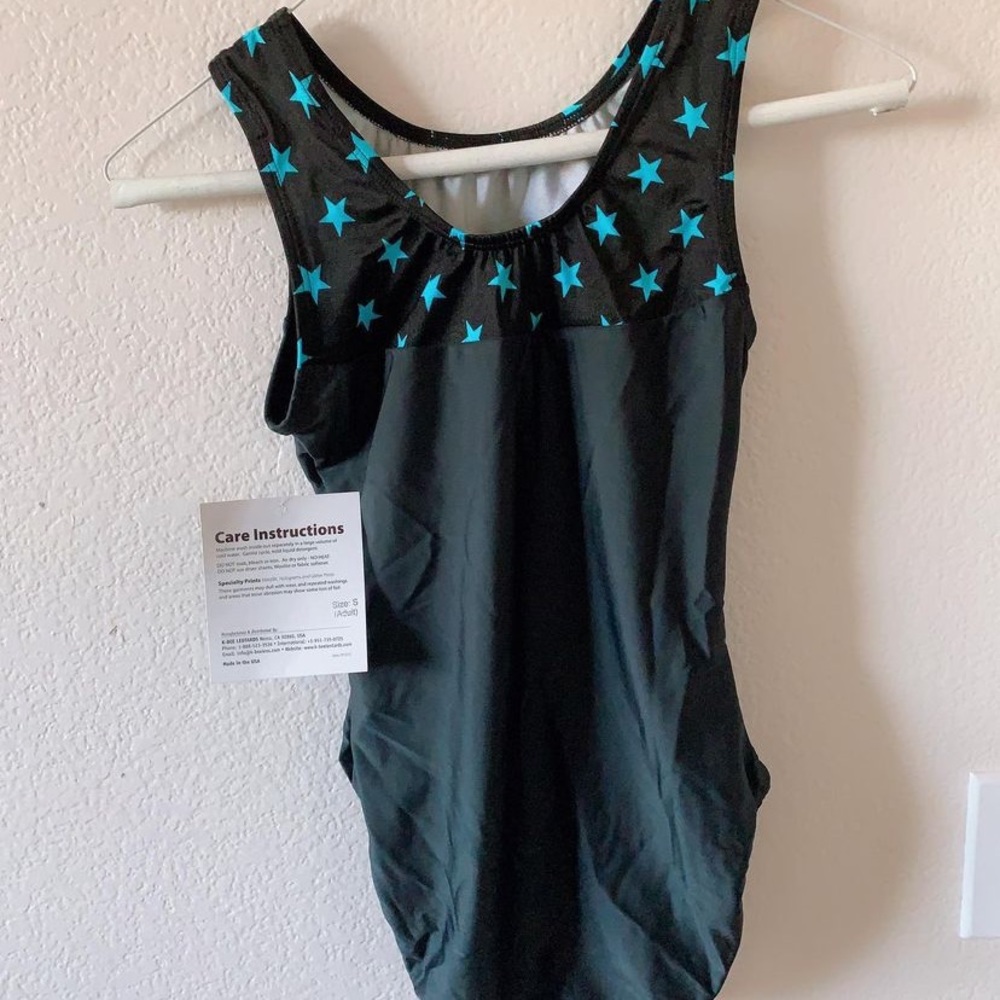 GYMNASTICS LEOTARD - Picture 2 of 2